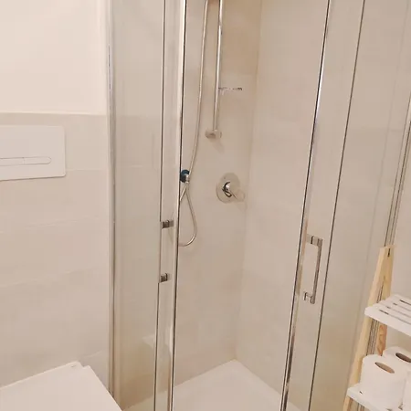 شقة Domus Deledda 'sole' بوسادا